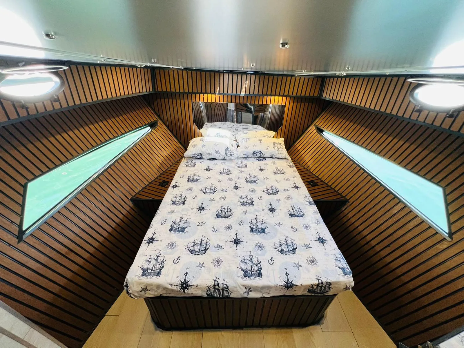 Free Lion - Gallery 14